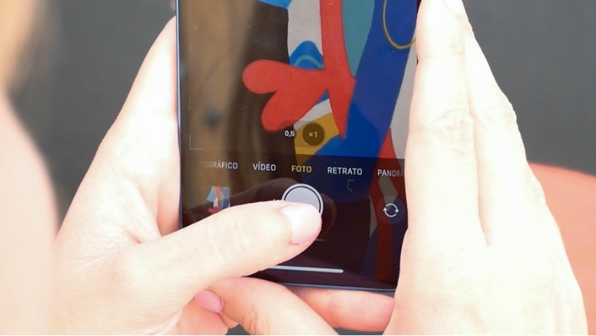iPhone Lens Comparison